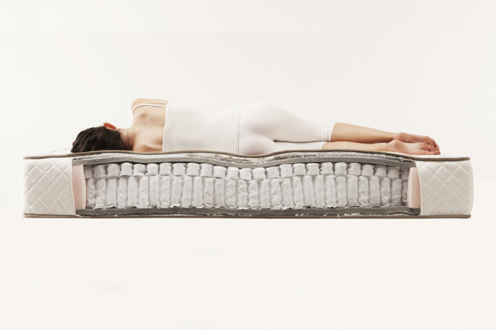 Superb mattress with springs and memory foam padding