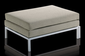Willy Pouf ottoman bed with high feet - front view